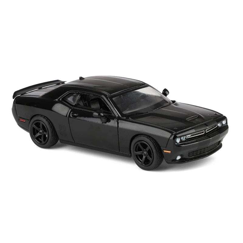 GreenLight 1:64 2016 Dodge Challenger R/T HEMI Black – Black Bandit Series 30 – GL28170-A
