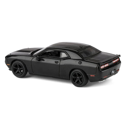 GreenLight 1:64 2016 Dodge Challenger R/T HEMI Black – Black Bandit Series 30 – GL28170-A