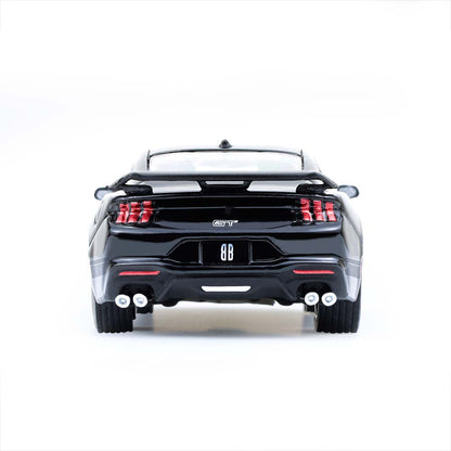 GreenLight 1:64 Ford Mustang Gen 7 GT Coupe 2024 Noir – Black Bandit Series 30 – GL28170-B