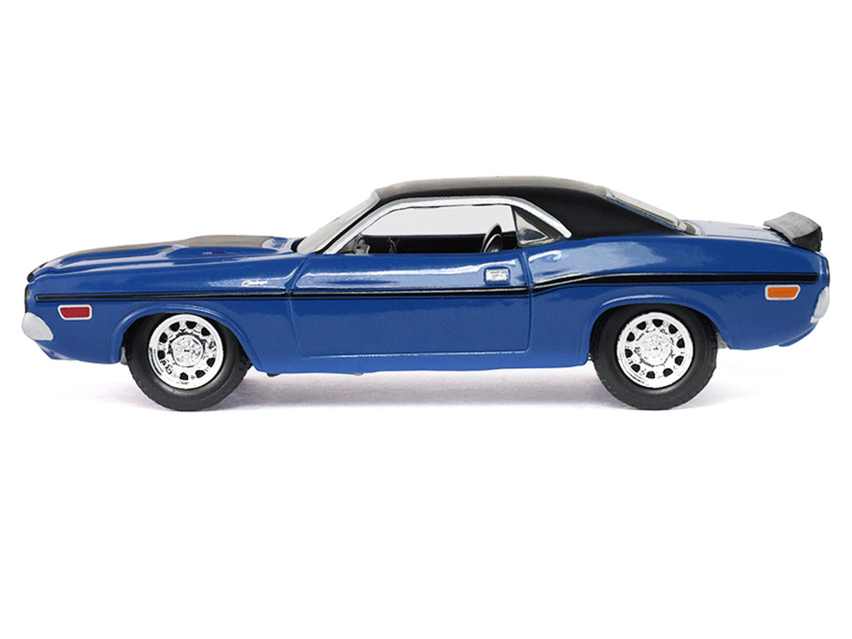 Dodge Challenger 1970 bleu avec toit noir America 250 Edition Anniversary Collection Series 18 GreenLight 1:64 – GL28180-A