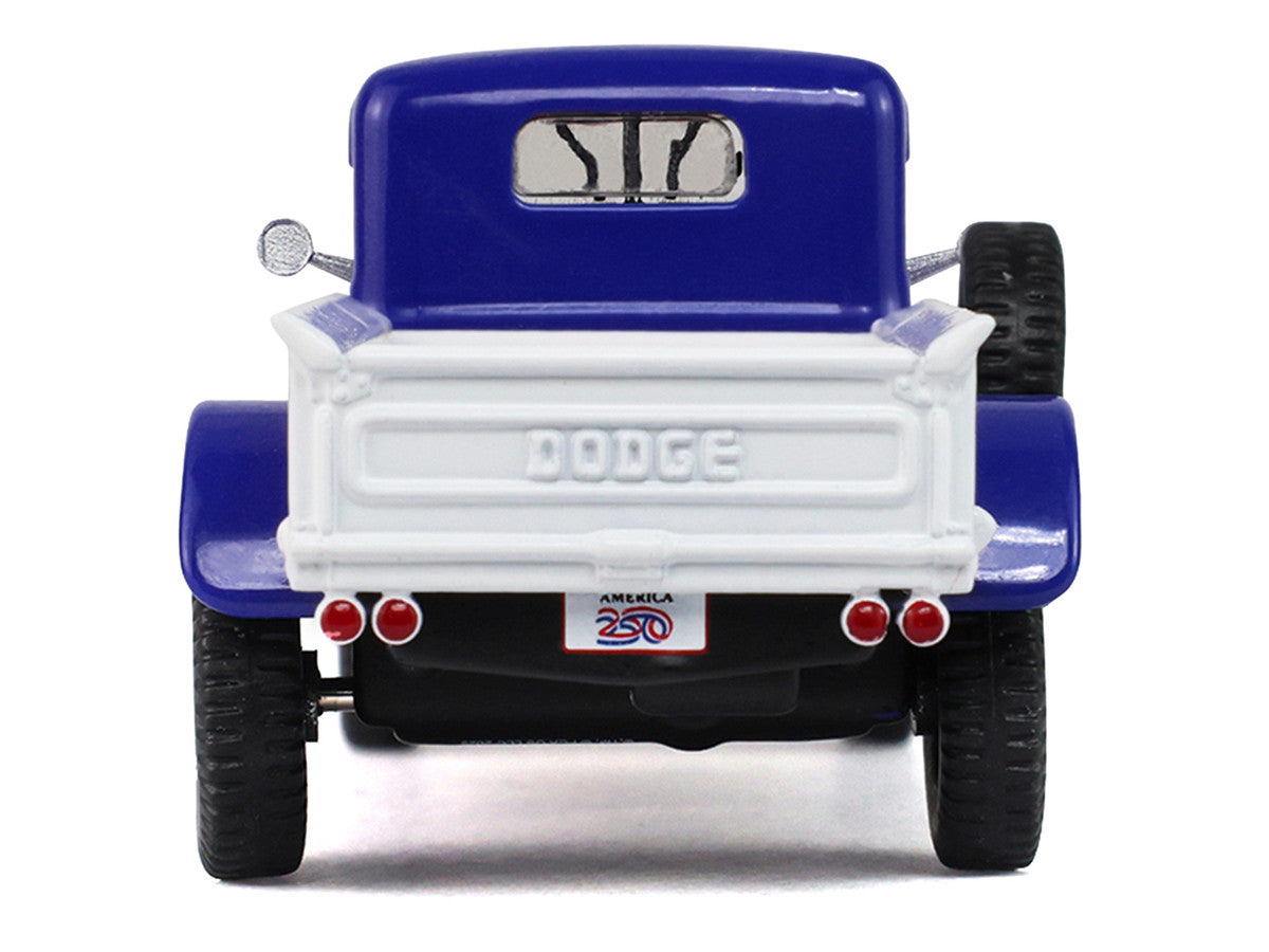 Dodge Power Wagon Pickup 1946 rouge, blanc et bleu America 250 Edition Anniversary Collection Series 18 GreenLight 1:64 – GL28180-E
