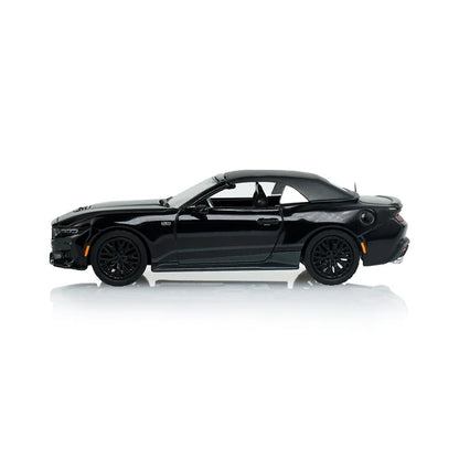 GreenLight 1:64 Ford Mustang GT Convertible 2024 Noir – Black Bandit Series 31 – GL28190-B