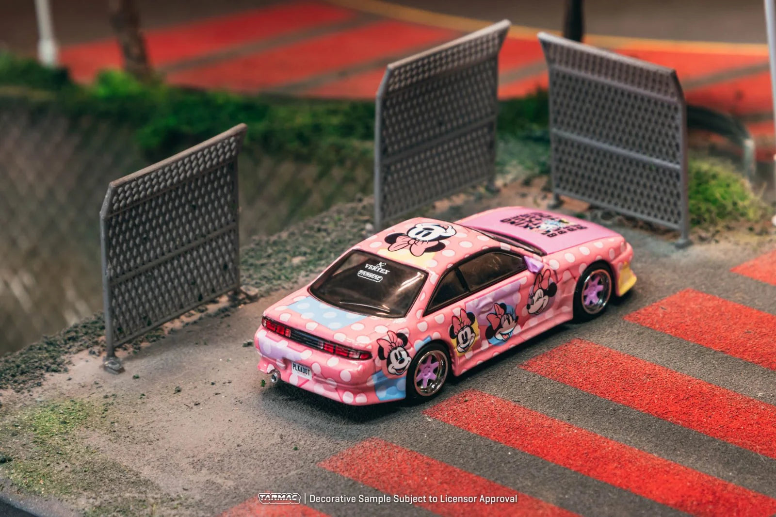 Tarmac Works Global64 1:64-VERTEX Silvia (S14) Minnie Mouse T64G-018-MN 