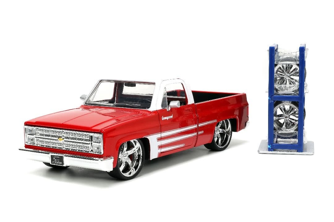 1985 CHEVROLET C-10 1/24 with EXTRA WHEELS