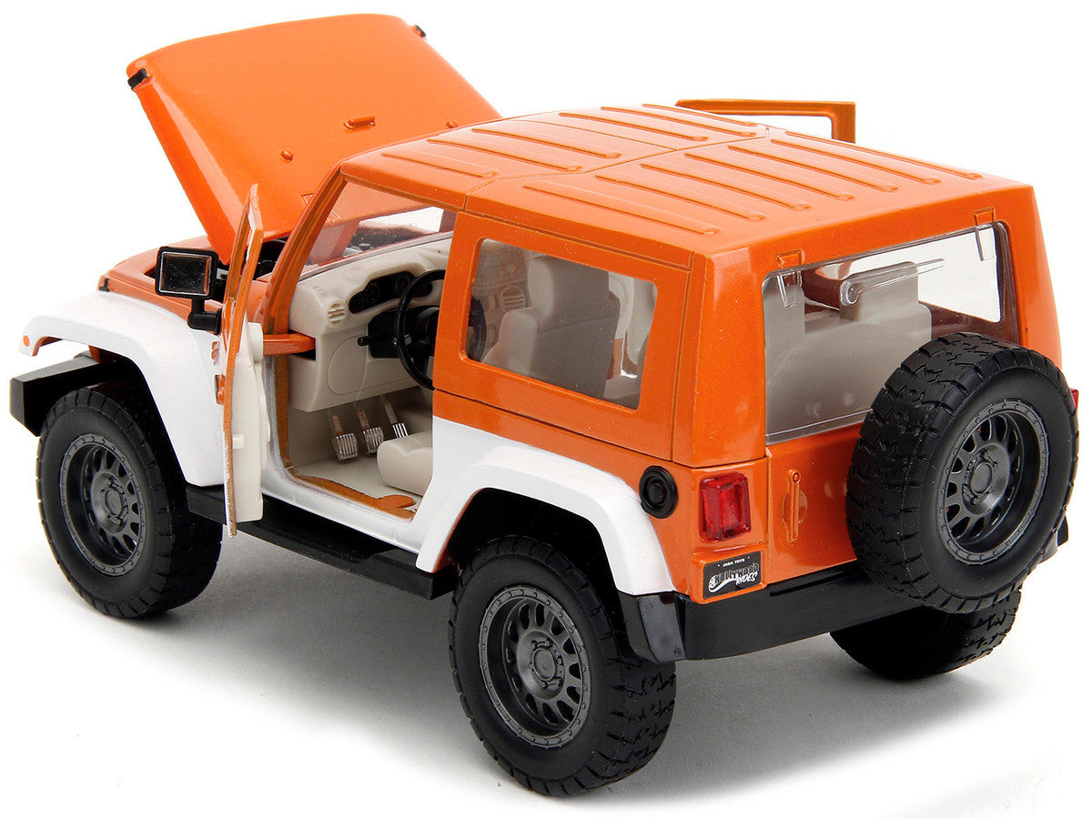 2007 Jeep Wrangler – M&amp;M’s (Orange)