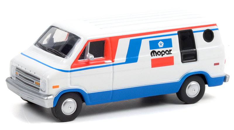 MOPAR - 1976 Dodge B-100 Van