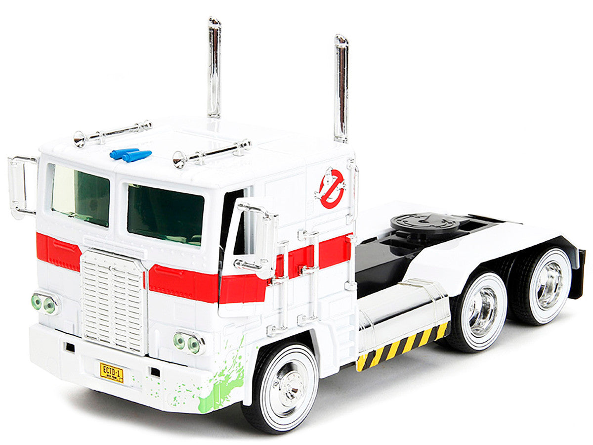 Transformers G1 Optimus Prime in Ghostbusters ECTO-1 Graphic