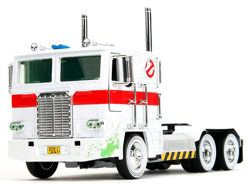 Transformers G1 Optimus Prime in Ghostbusters ECTO-1 Graphic