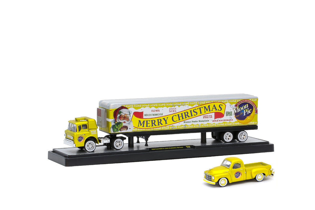 1960 Ford C-600 &amp; 1949 Studebaker 2R Truck