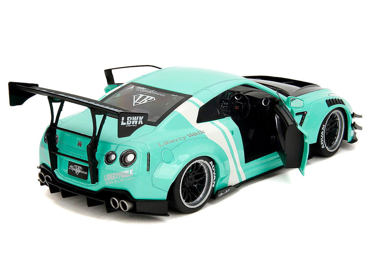 Nissan GT-R (R35) Liberty Walk Body Kit 2.0 RHD (JD36382)