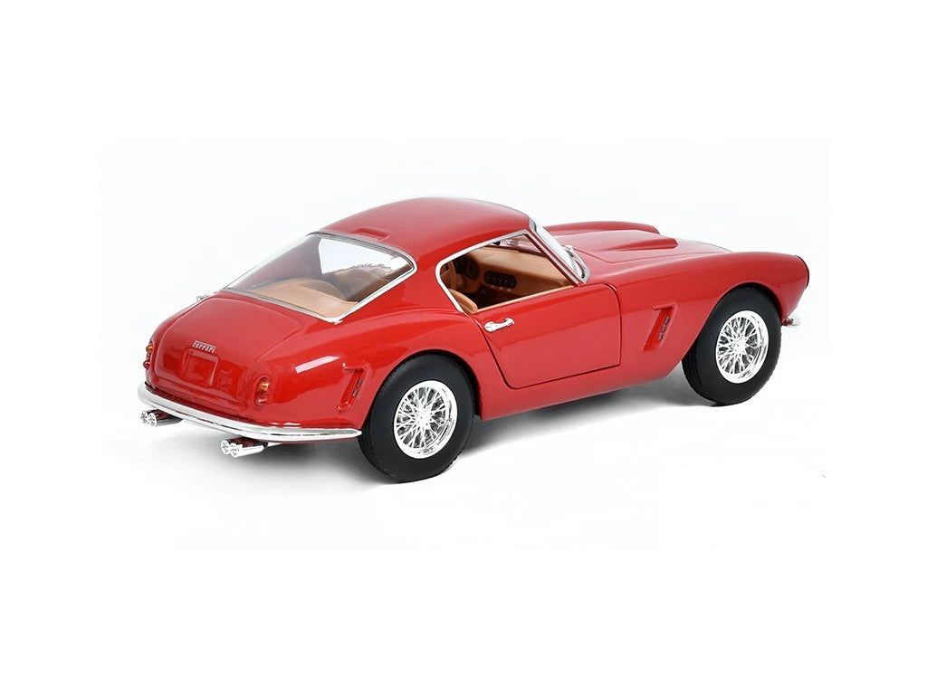 Bburago 1:24-Ferrari 250 GT Berlinetta Passo Corto