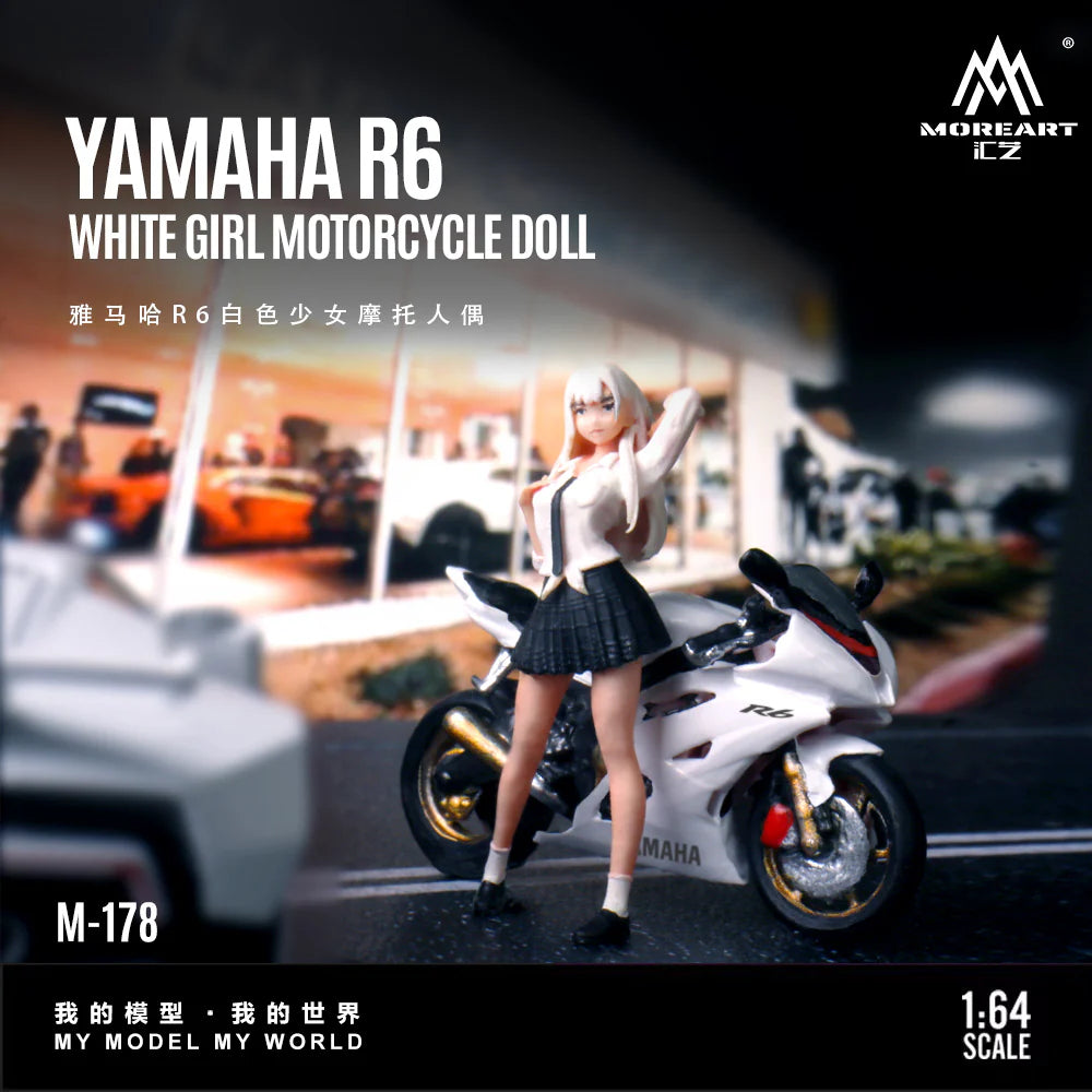 MoreArt 1:64 Yamaha RG blanche avec figurine fille – MO222178