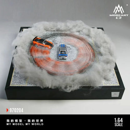 MoreArt 1:64 Car Drift Turntable Scene – O1 Version MO970204