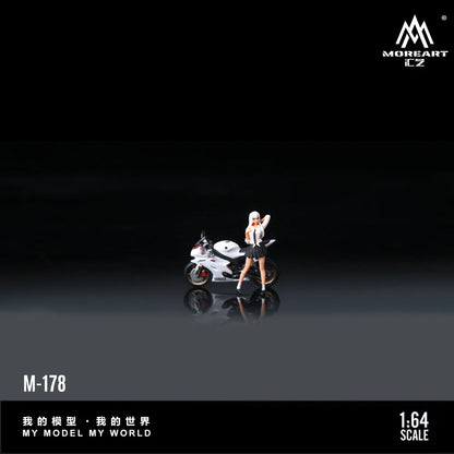 MoreArt 1:64 Yamaha RG blanche avec figurine fille – MO222178