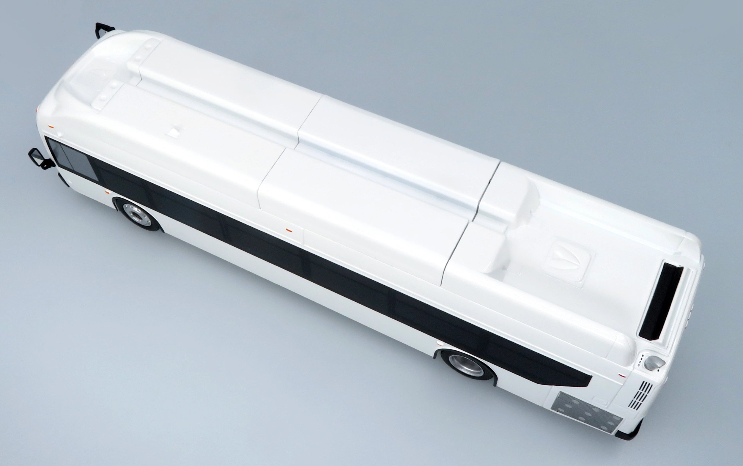 NFI Xcelsior XN40 Transit Bus: Blank White