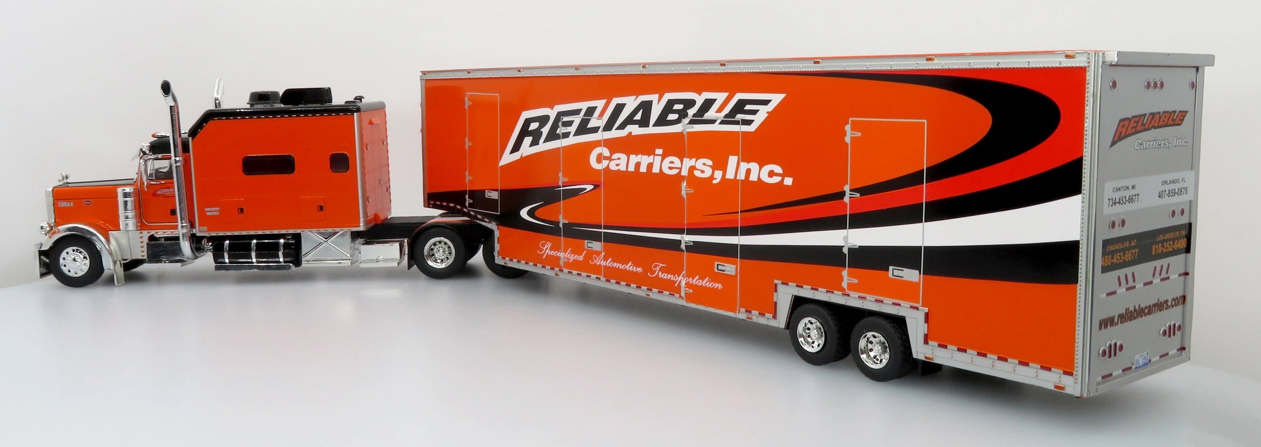 Peterbilt 379 w/ Car Carrier Trailer: Reliable Carriers