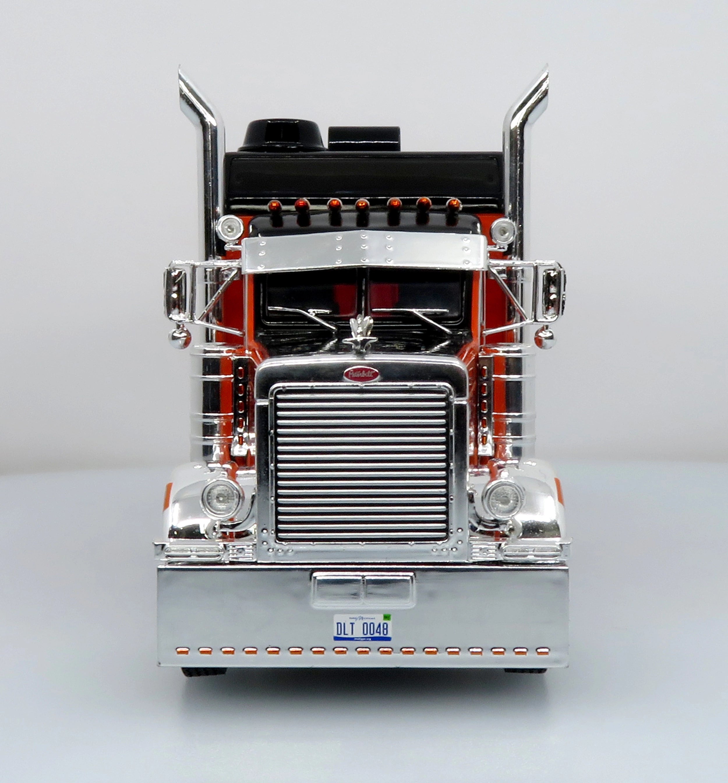 Peterbilt 379 w/ Car Carrier Trailer: Reliable Carriers