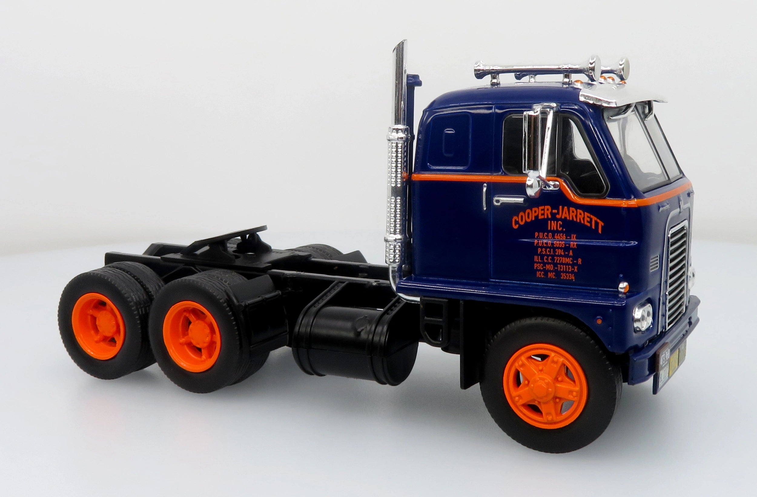 1959 International DCOF-405 w/ Trailer: Cooper Jarret, Inc.