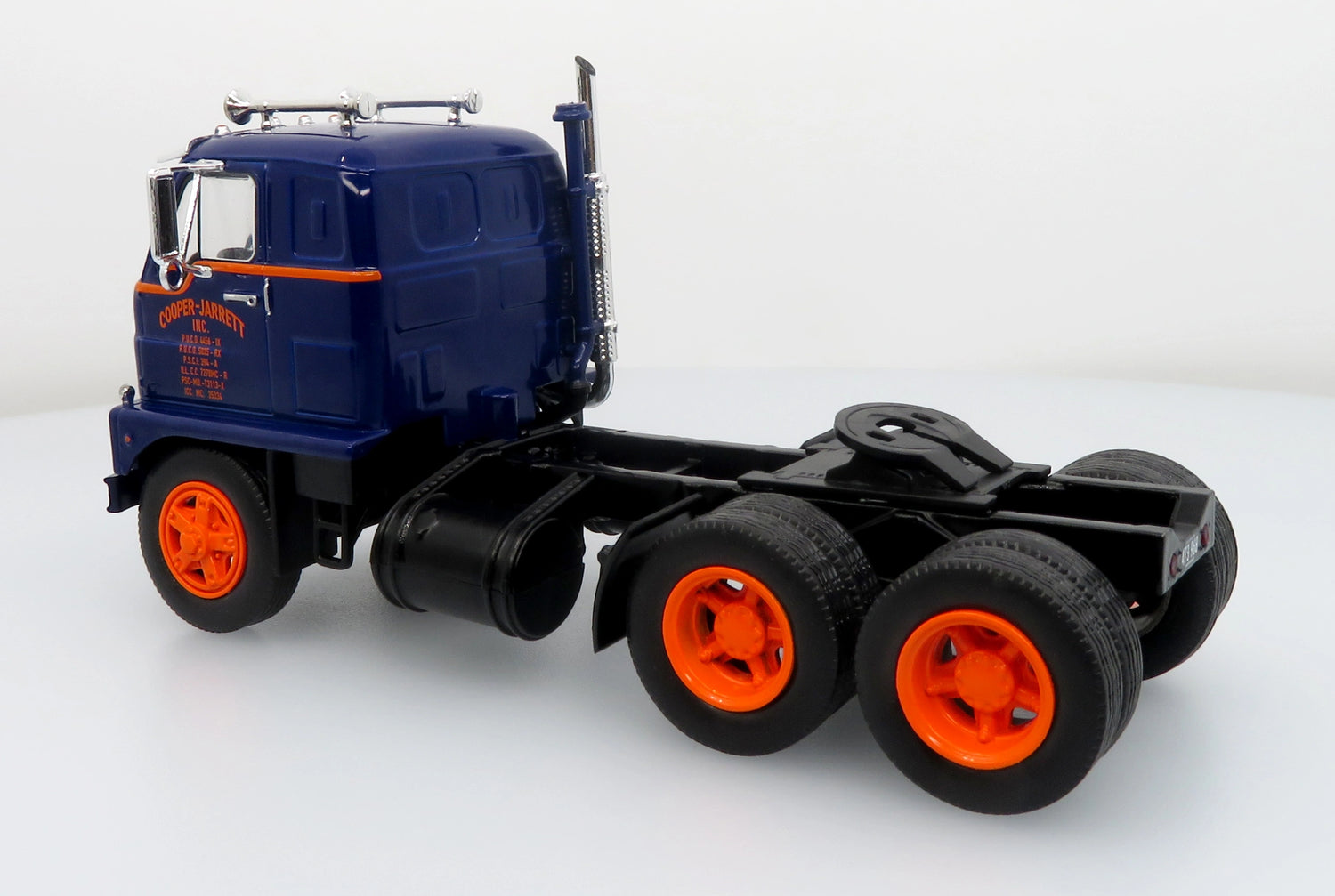 1959 International DCOF-405 w/ Trailer: Cooper Jarret, Inc.