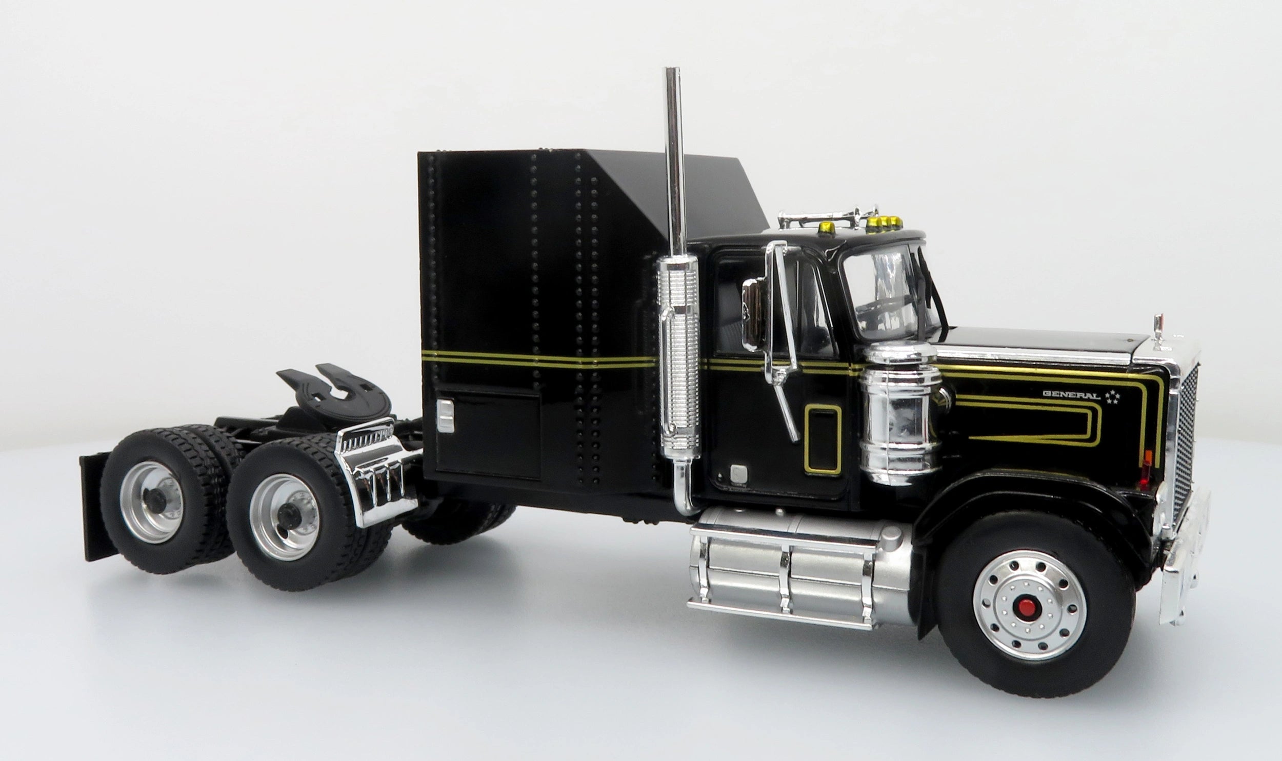 1980 GMC General Tractor w/ Trailer &amp; 1982 Pontiac Firebird Trans Am: Knight Set