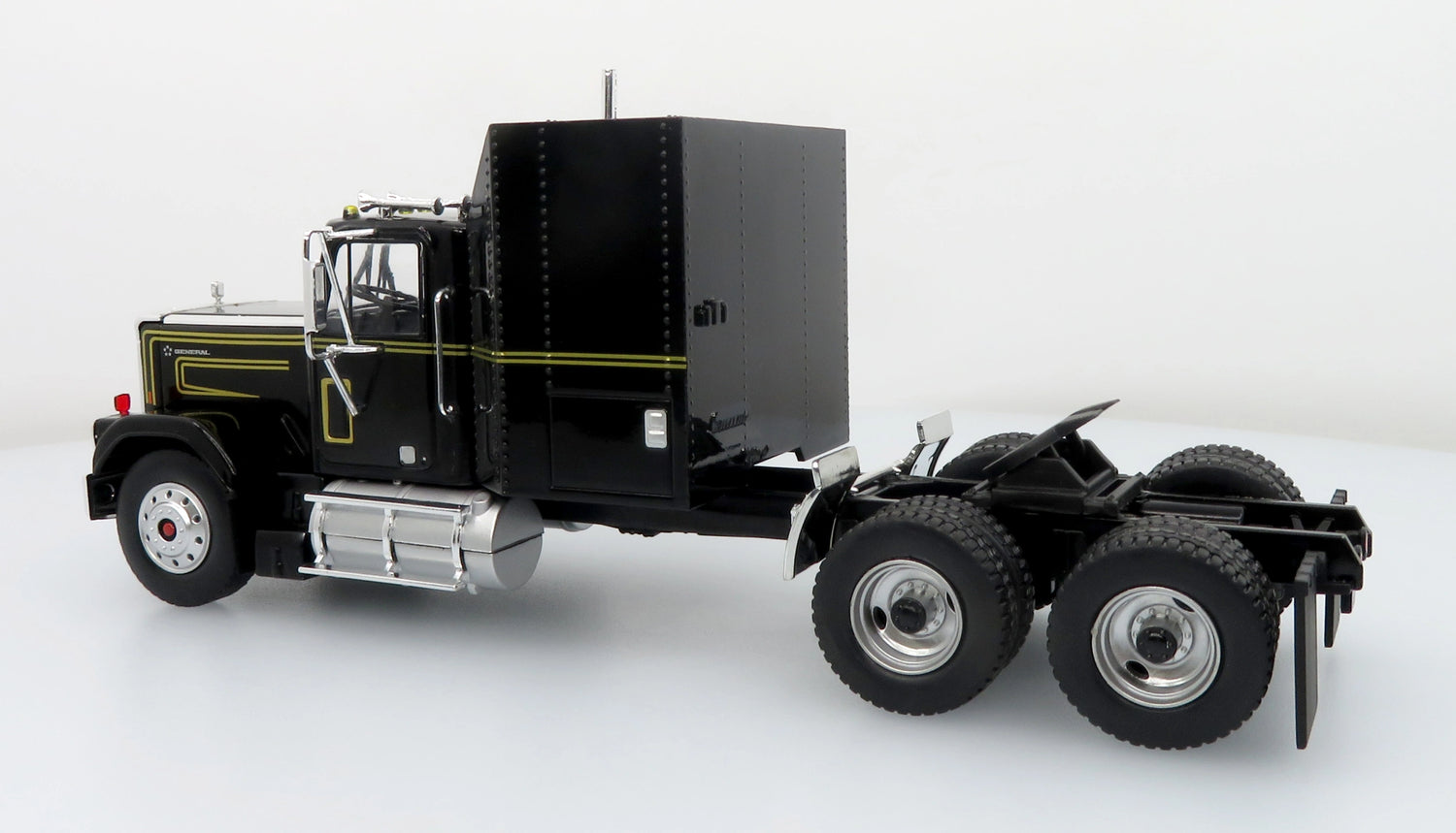 1980 GMC General Tractor w/ Trailer &amp; 1982 Pontiac Firebird Trans Am: Knight Set