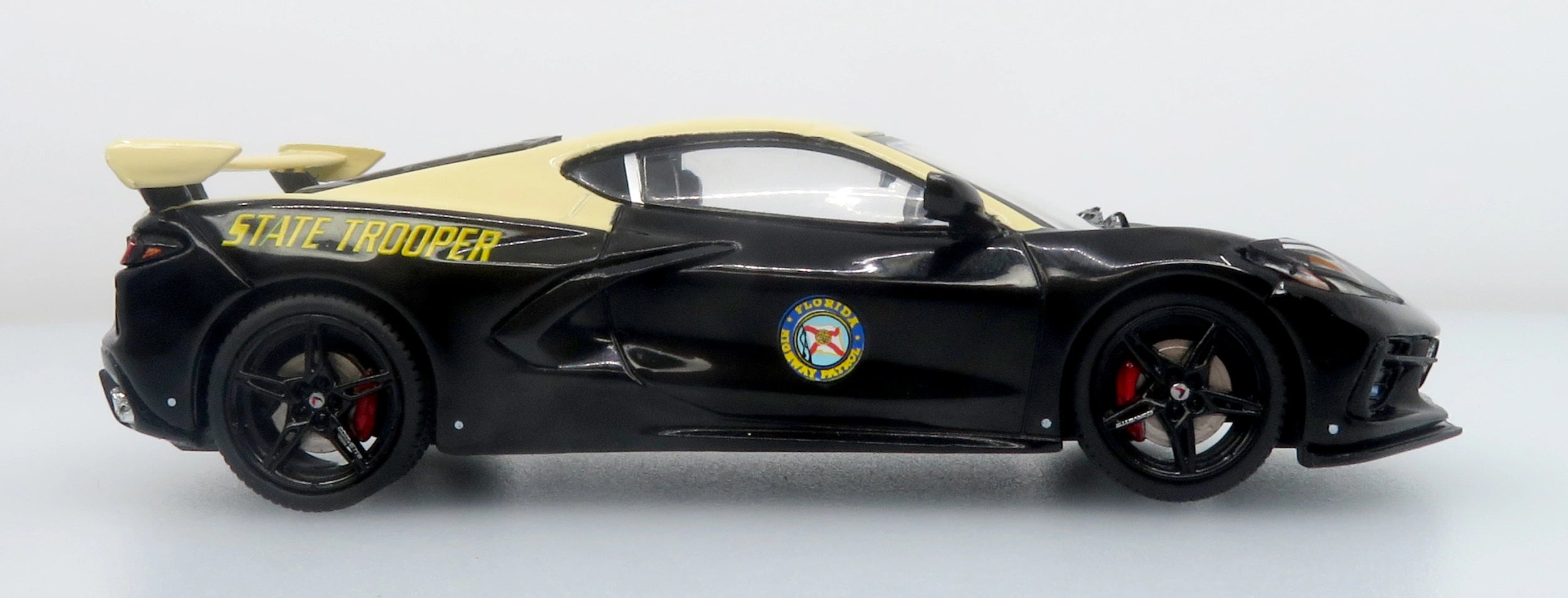 2023 Chevrolet Corvette C8 Stingray Police Interceptor 1:43 Florida Highway Patrol FHP Iconic Replicas 43-0660