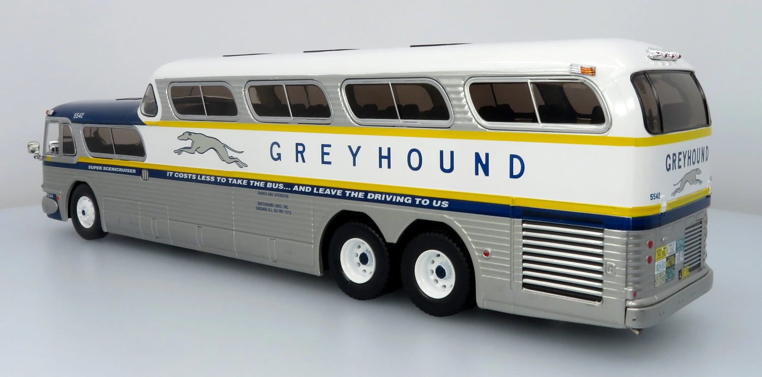 GM PD-4501 Scenicruiser Coach 1:43 Greyhound Bus Lines 50e Anniversaire Iconic Replicas 43-0665
