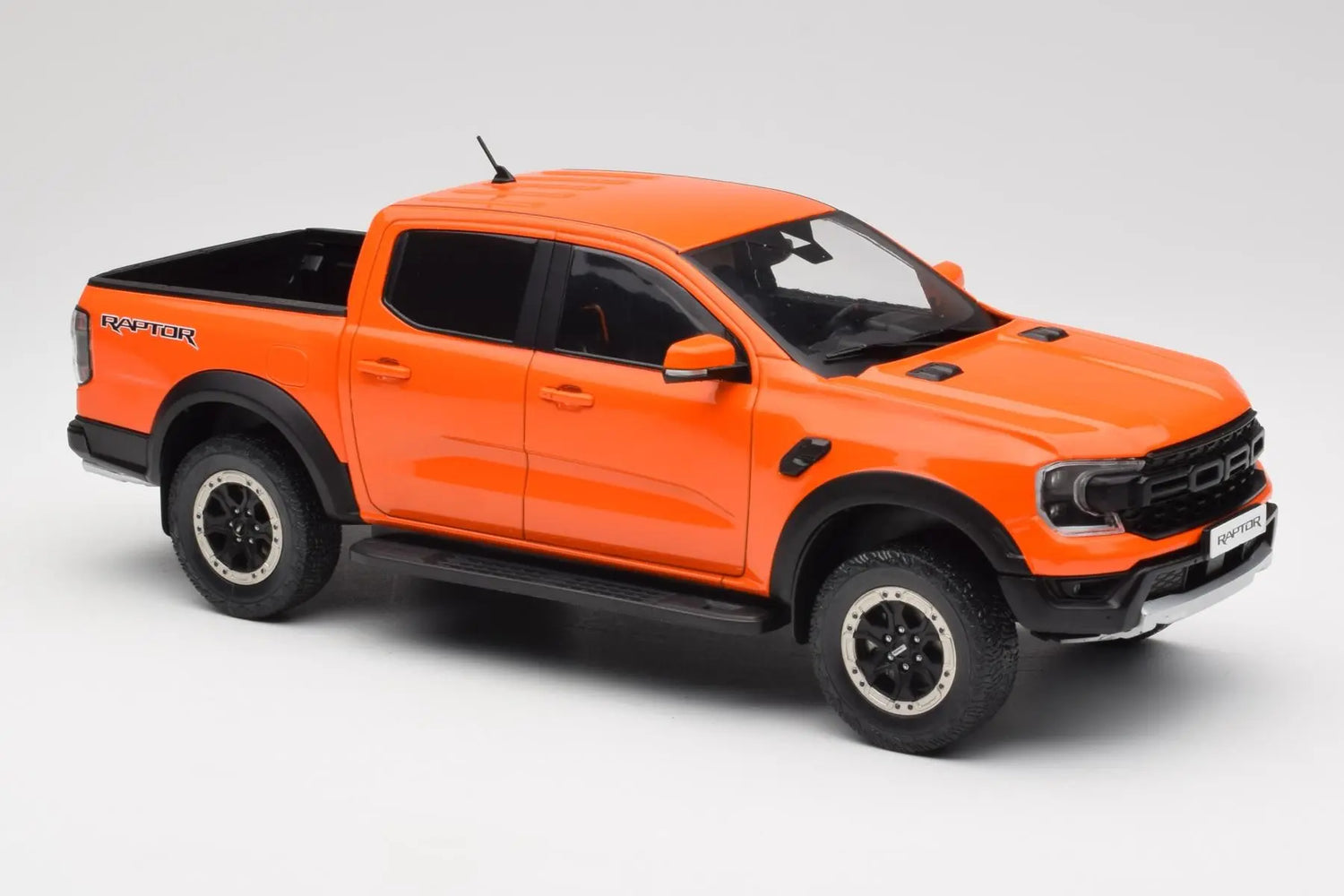 2022 Ford Raptor-Orange
