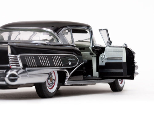 1958 Buick Limited Riviera Coupe in  Black Charcoal (Échelle-Scale 1:18)