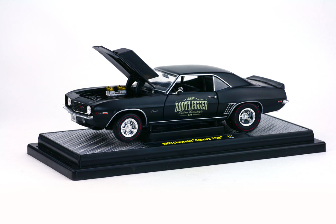1969 Chevrolet Camaro Z/28-Bootlegger (M2 Machines 40300-S14)