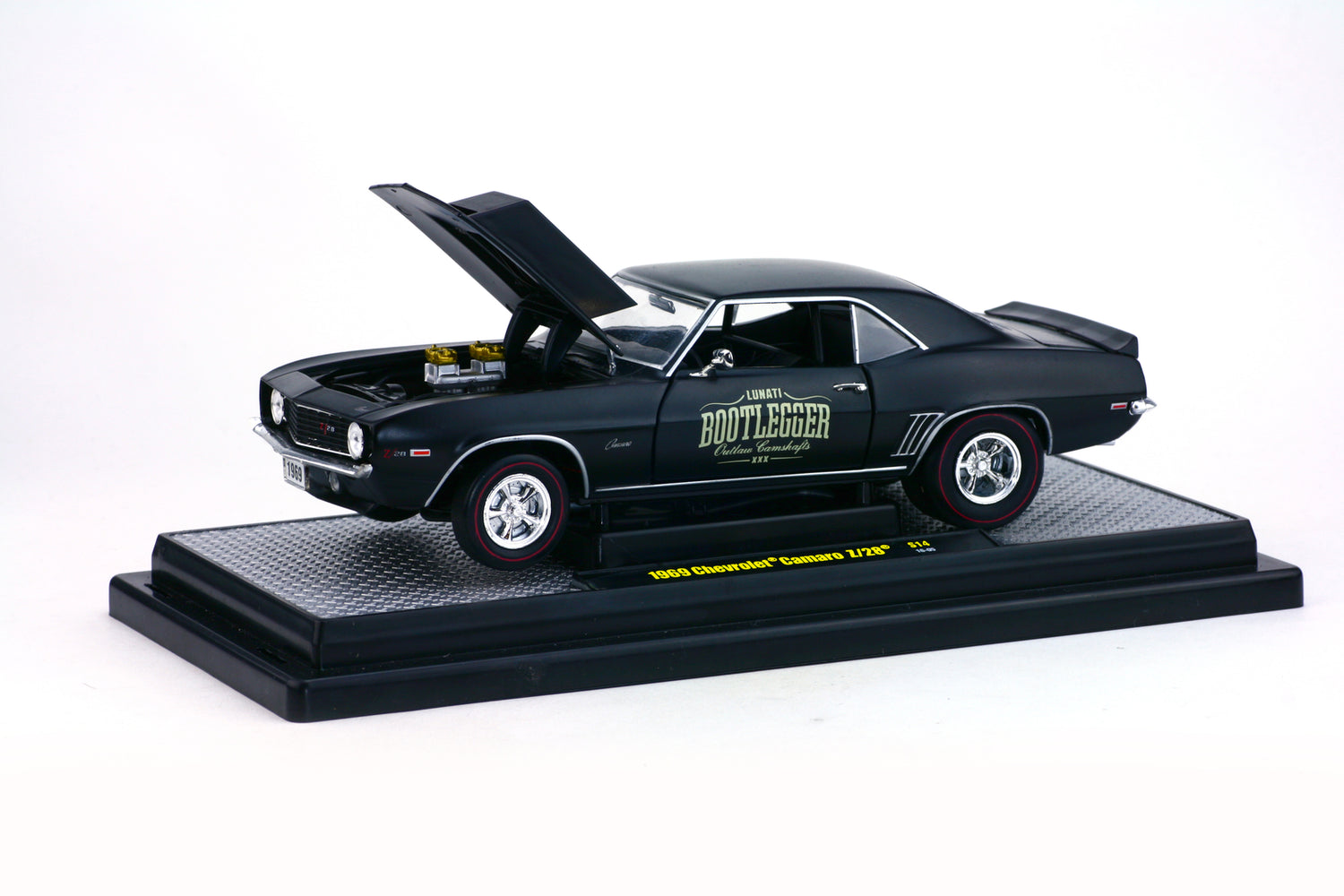 1969 Chevrolet Camaro Z/28-Bootlegger (M2 Machines 40300-S14)