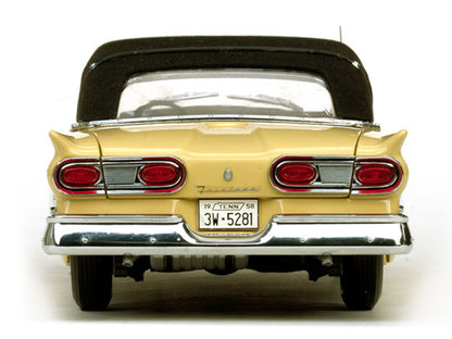 1958 Ford Fairlane 500 Closed Convertible in SunGold w/Black Top *See Note-Voir Note