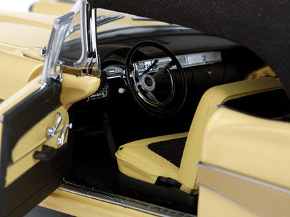 1958 Ford Fairlane 500 Closed Convertible in SunGold w/Black Top *See Note-Voir Note