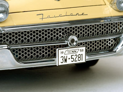 1958 Ford Fairlane 500 Closed Convertible in SunGold w/Black Top *See Note-Voir Note