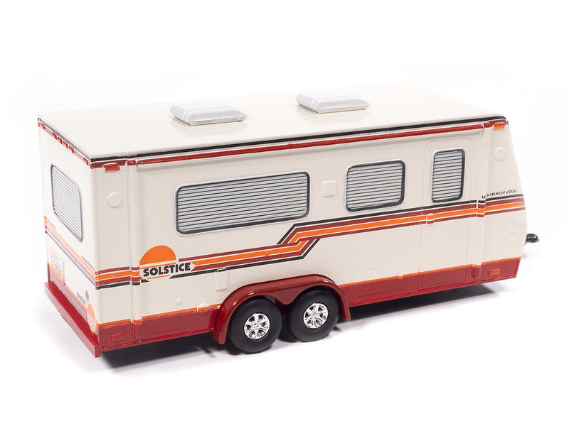 Jeep Wagoneer 1981 avec caravane – Johnny Lightning 1:64 – JLBT023-A