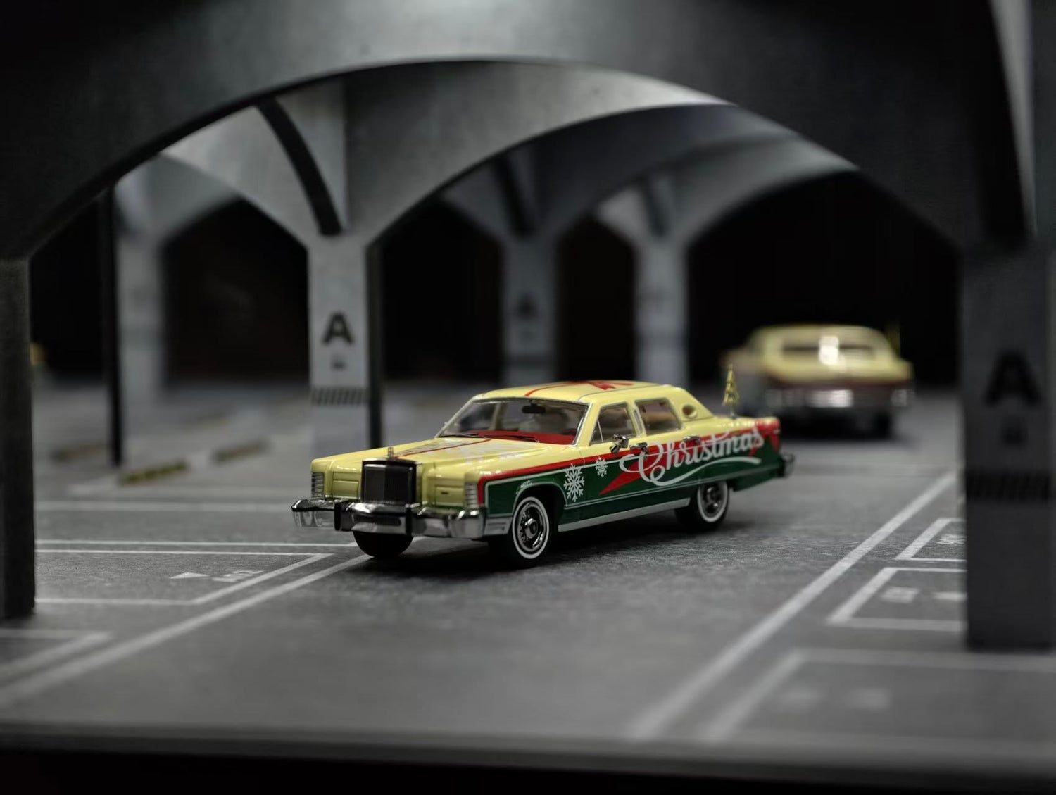1979 Lincoln Continental Town Car - Light Champage / Dark Jade (Christmas Special)