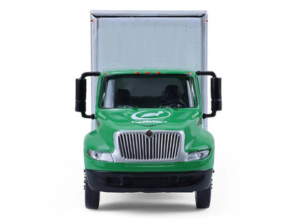 2013 International Durastar Box Van "Turtle Wax" GL33260-B