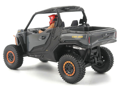 DIECAST MASTERS 1/32-Can-Am Commander XT-P 1000R (Gray and Orange) 60029