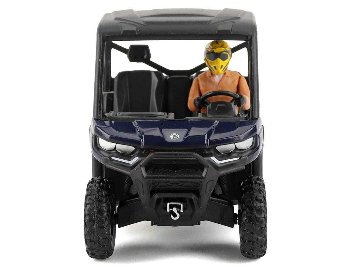 DIECAST MASTERS 1/32-Can-Am Defender XT HD9 (Navy Blue and Black) 60032