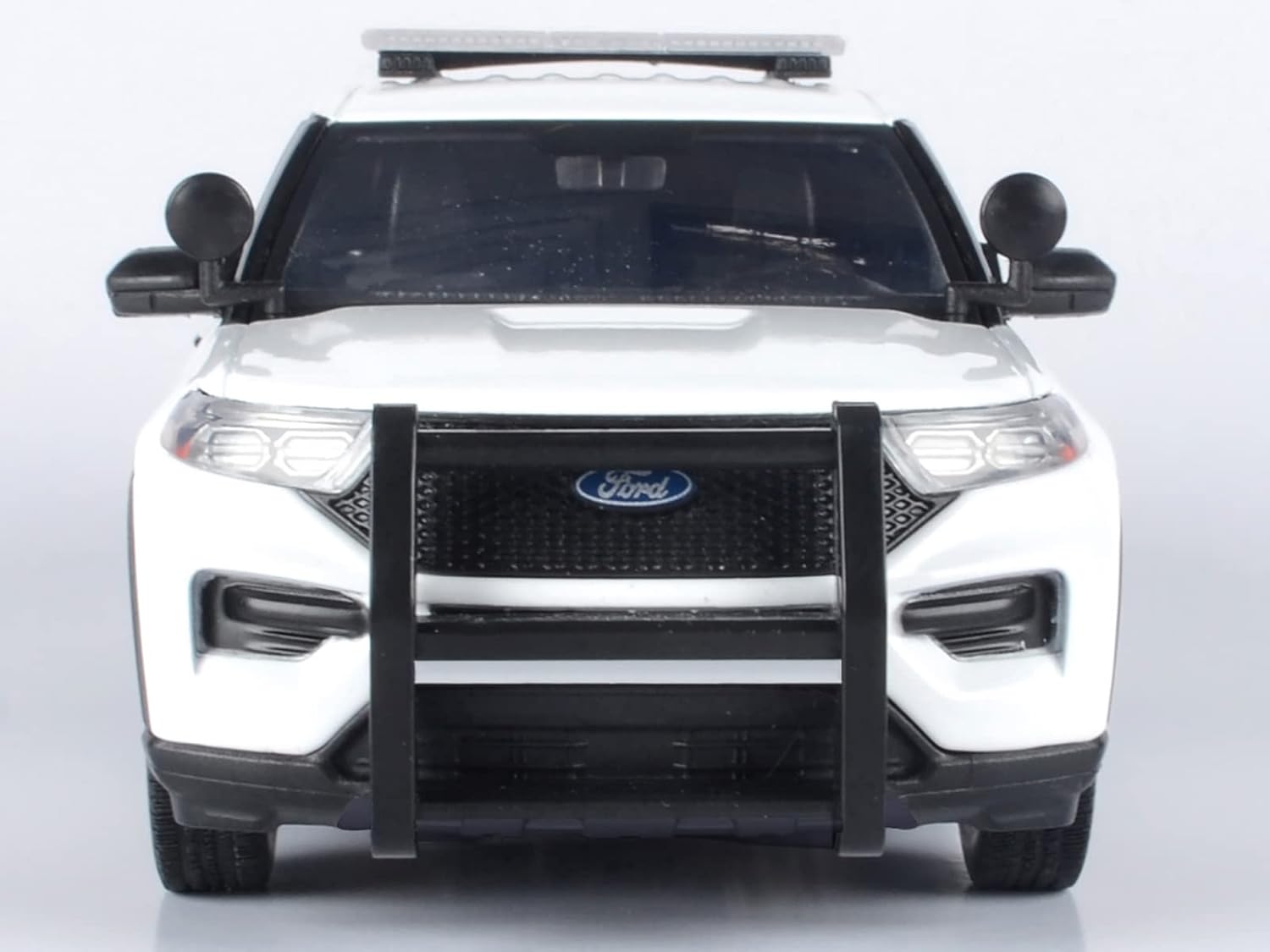 WHITE-2022 Police Interceptor Utility with Lighbars and Push Bumpers (Builder Kit)-1:24