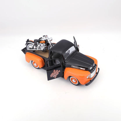 Maisto 1:24 Ford F1 Pickup 1948 avec Harley-Davidson FLH Duo Glide – H-D Custom – 32180BKOR