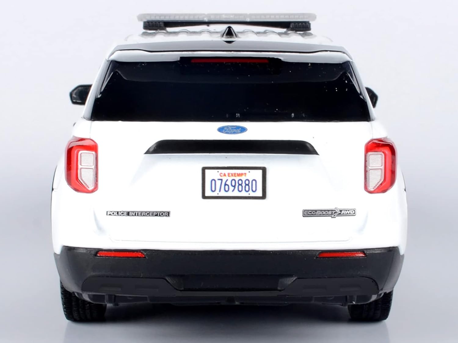 WHITE-2022 Police Interceptor Utility with Lighbars and Push Bumpers (Builder Kit)-1:24