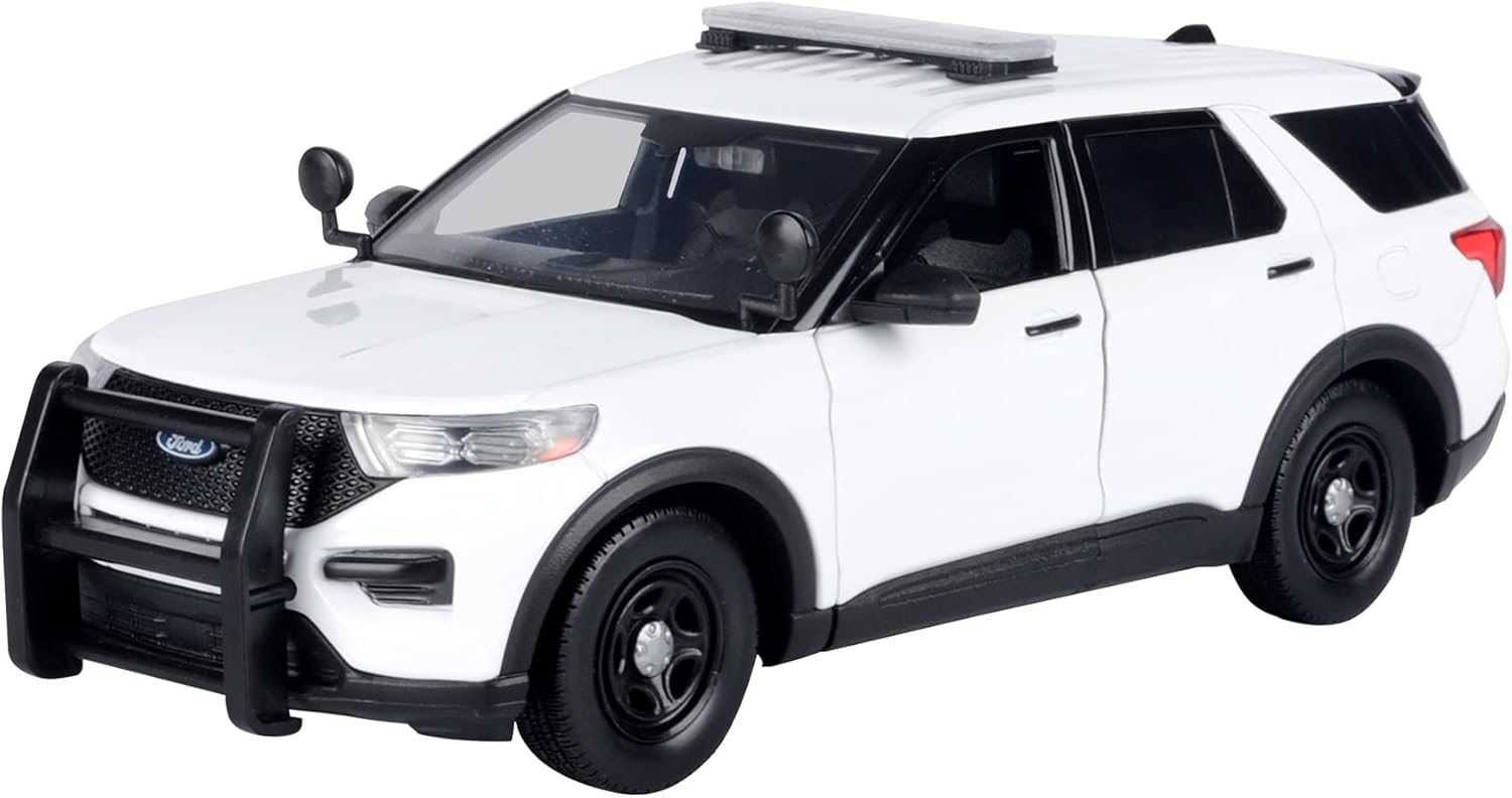 WHITE-2022 Police Interceptor Utility with Lighbars and Push Bumpers (Builder Kit)-1:24