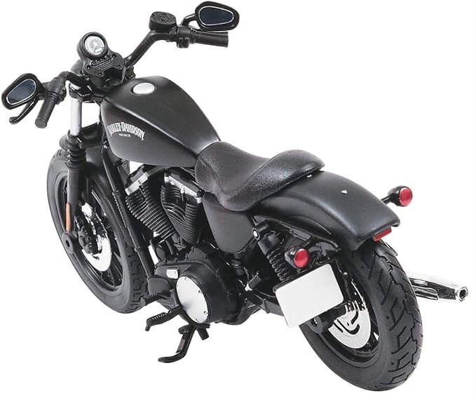 Maisto 1:12 2014 Harley-Davidson Sportster Iron 883 – Matte Black – 32326-maisto