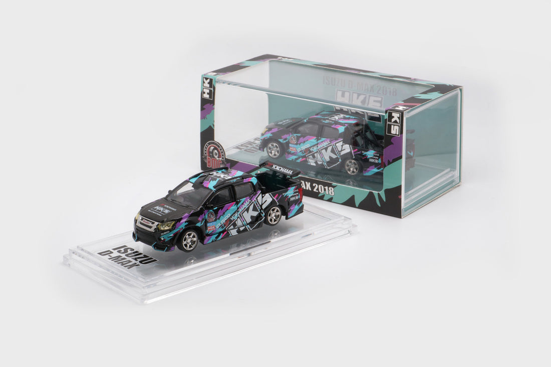 BM CREATIONS 1/64 - Isuzu D-Max 2018 - Low Rider HKS (RHD) - "TDE 2025" - 64B0463