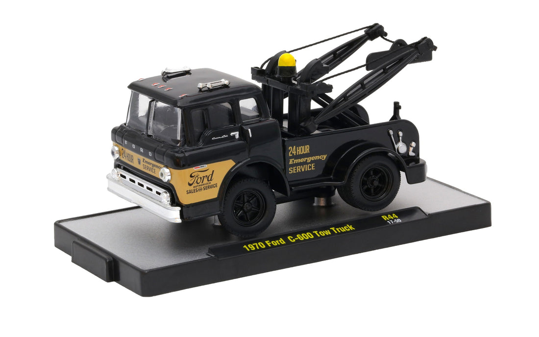 1970 Ford C-600 Tow Truck (M2 Machines-Auto Trucks Release 44)