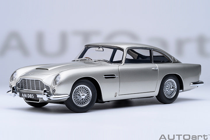 ASTON MARTIN DB5 (BIRCH SILVER)