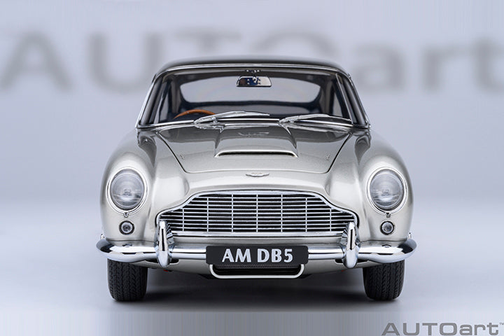 ASTON MARTIN DB5 (BIRCH SILVER)
