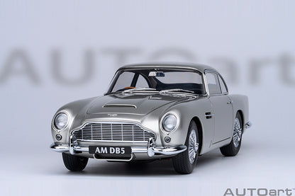 ASTON MARTIN DB5 (BIRCH SILVER)