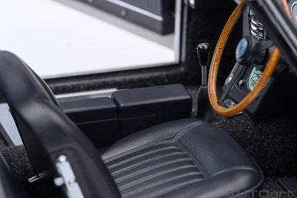 Aston Martin DB5  (James Bond, Goldfinger)
